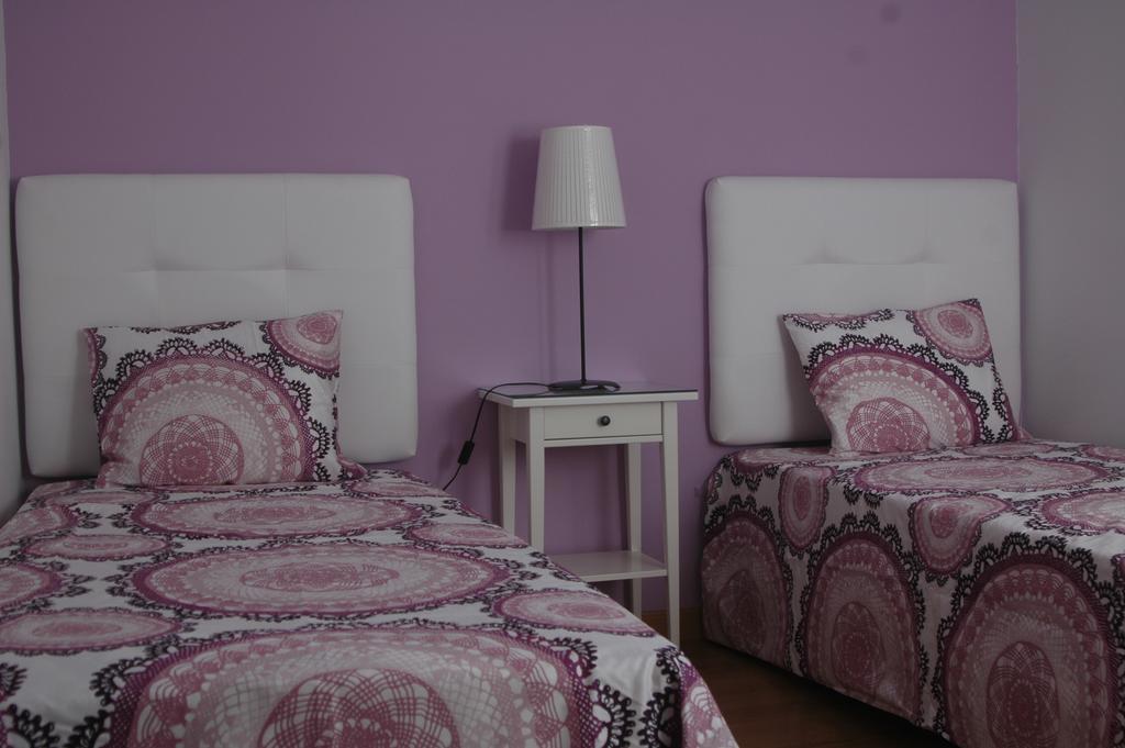 Atico Latina Apartment Madrid Bagian luar foto