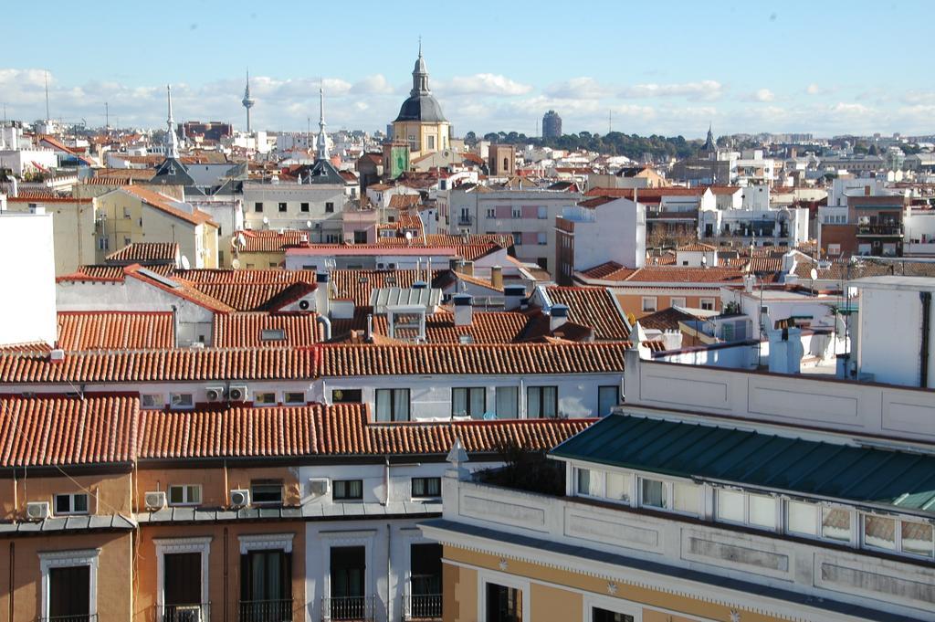 Atico Latina Apartment Madrid Bagian luar foto