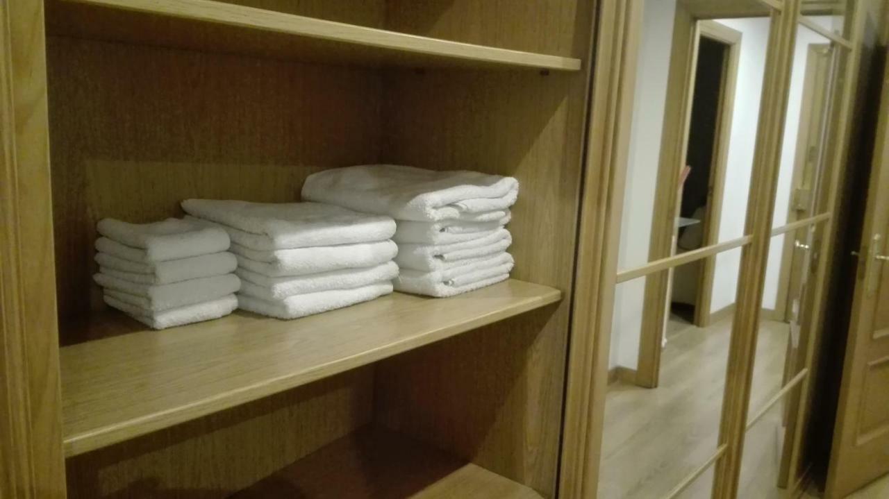 Atico Latina Apartment Madrid Bagian luar foto